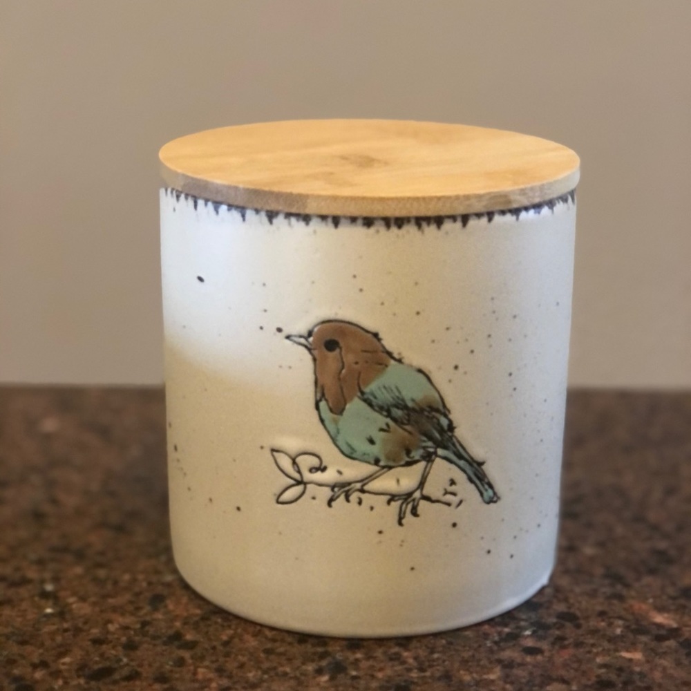 InHomestylez Blue Bird Cellar 5 “ in